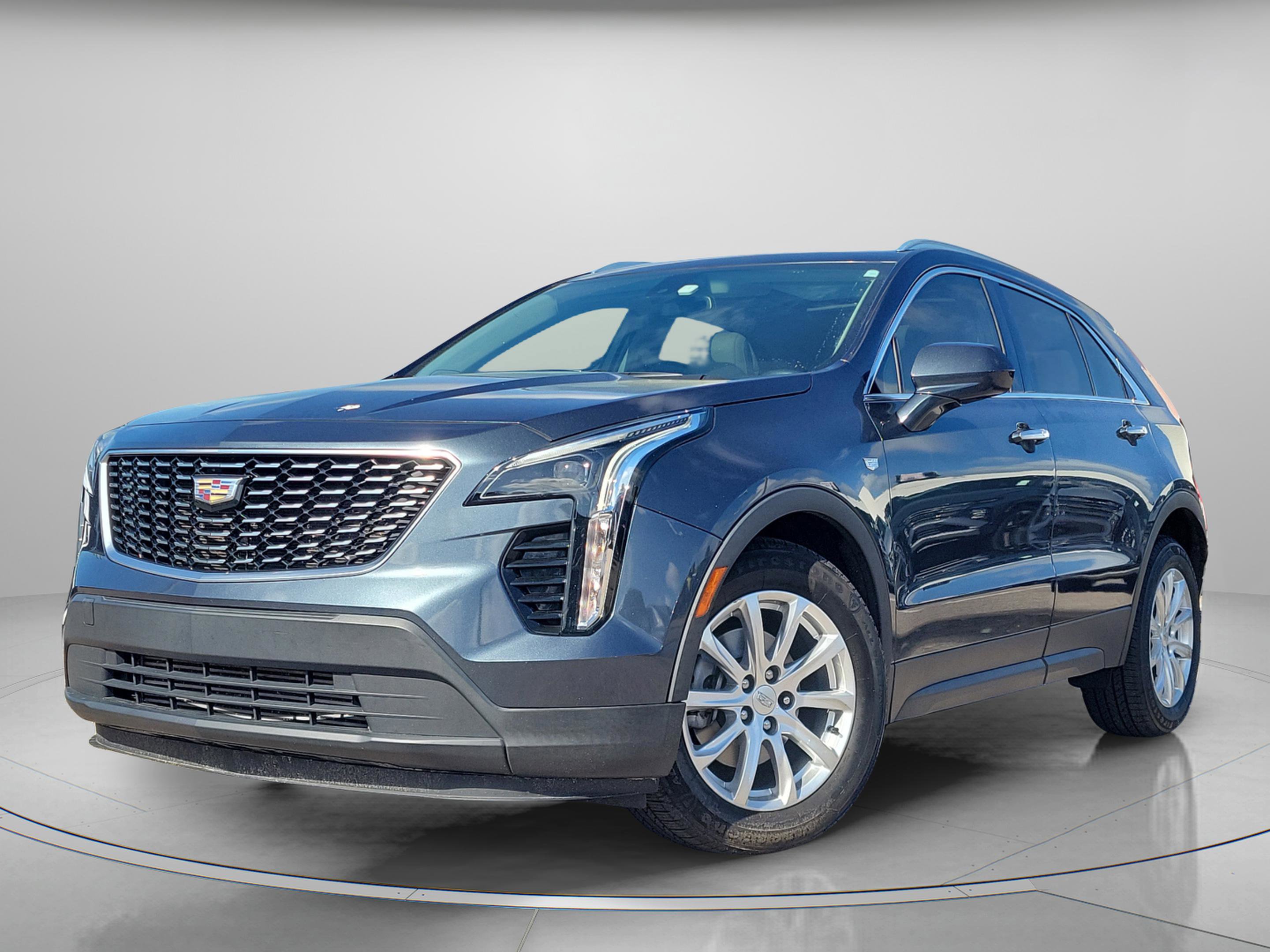 Used 2019 Cadillac XT4 Luxury image 1