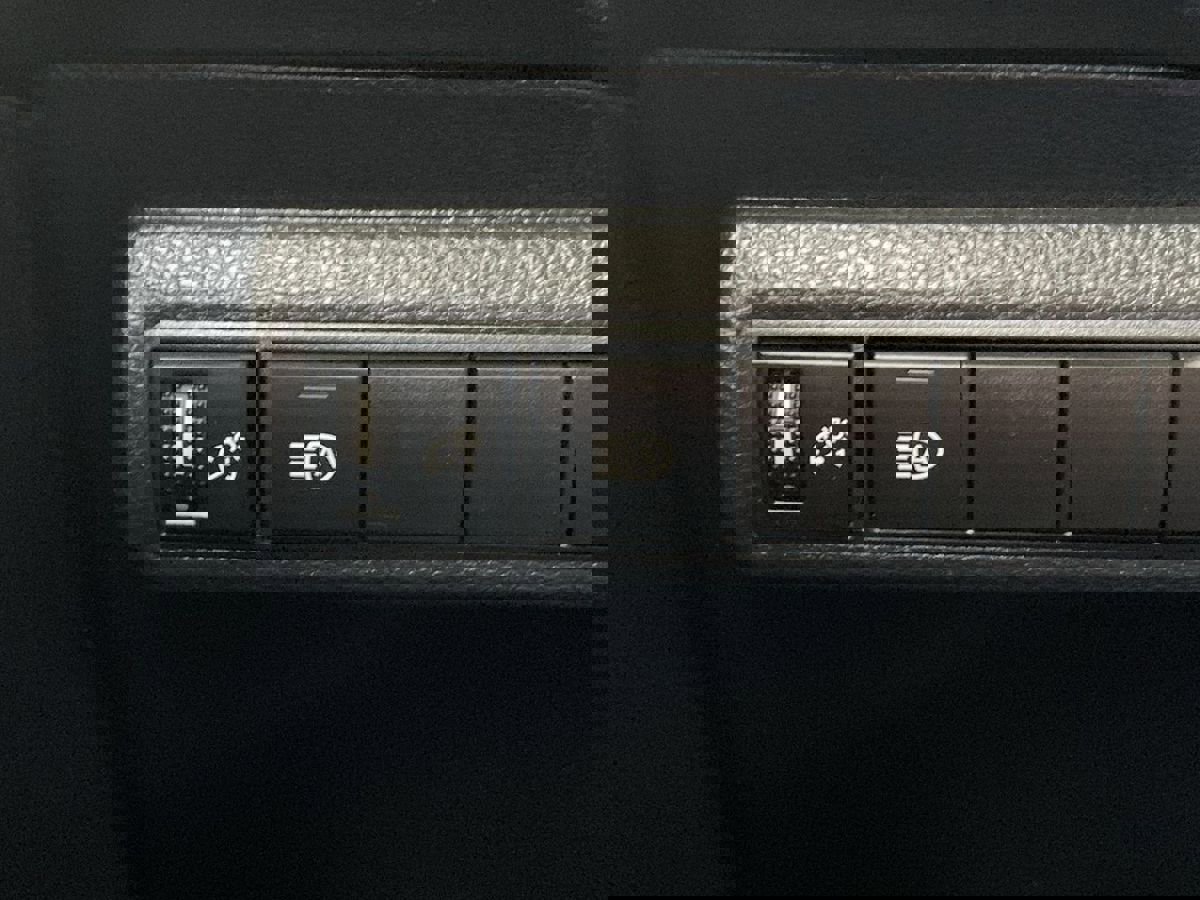 Used 2024 Toyota Corolla LE image 15