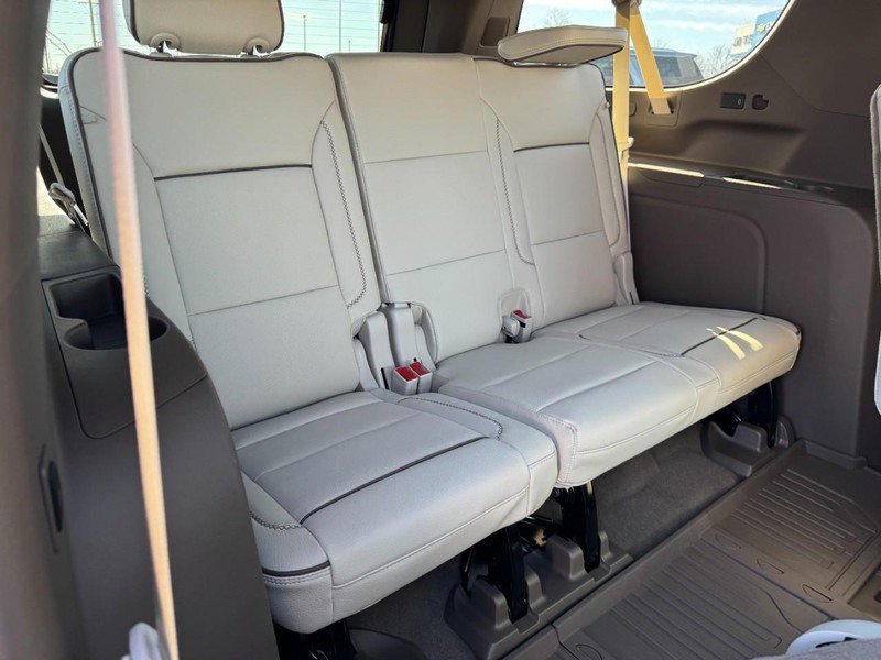 New 2026 GMC Yukon XL Denali w/ Sun & Power Step Package image 5