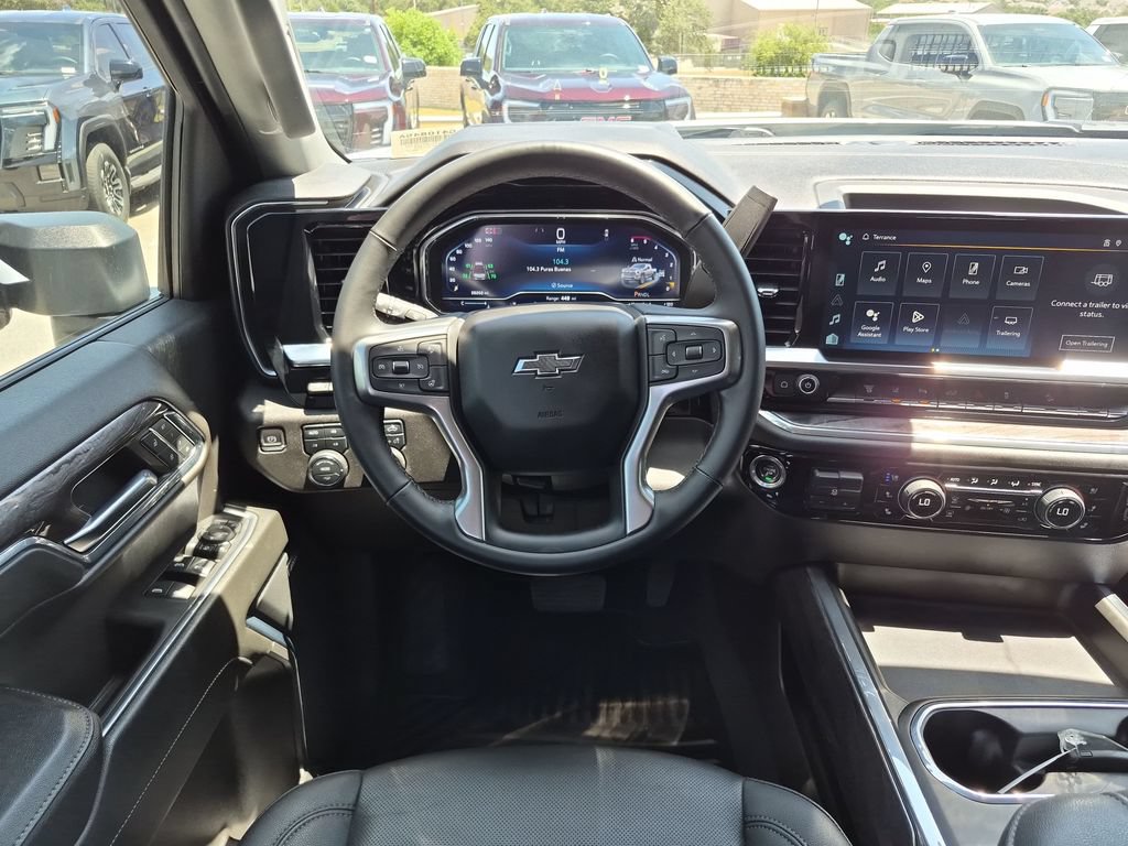 Used 2024 Chevrolet Silverado 2500 LTZ w/ LTZ Plus Package AWD/4WD image 34