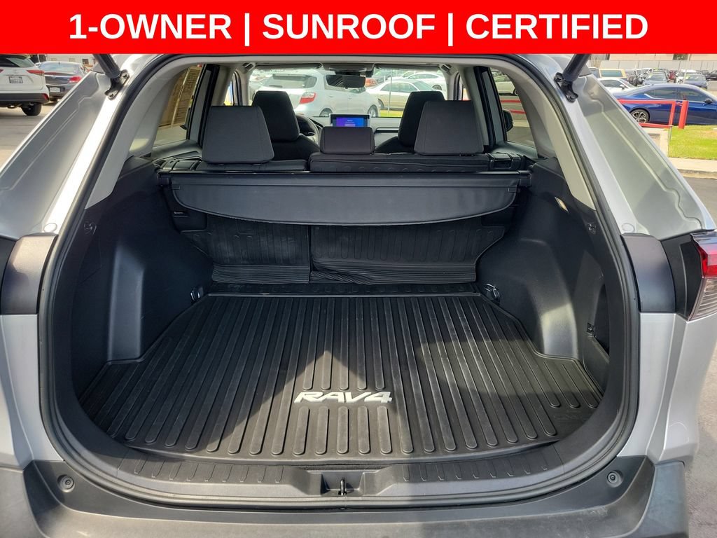 Used 2023 Toyota RAV4 XLE w/ Convenience Package FWD image 12