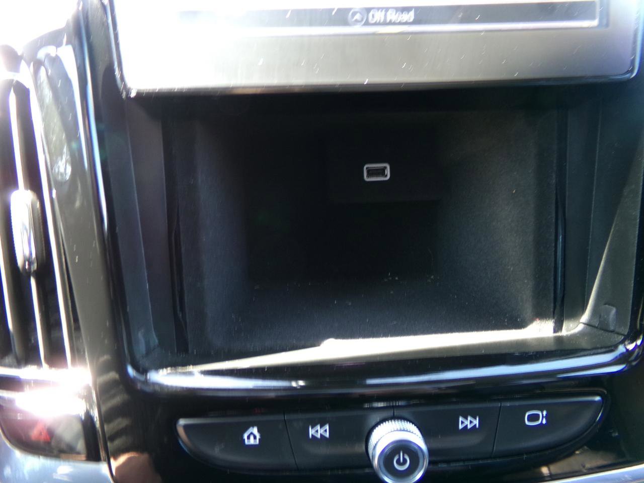 Used 2019 Chevrolet Traverse RS AWD/4WD image 31