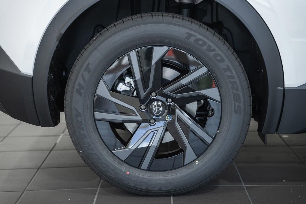 New 2026 Toyota C-HR image 19