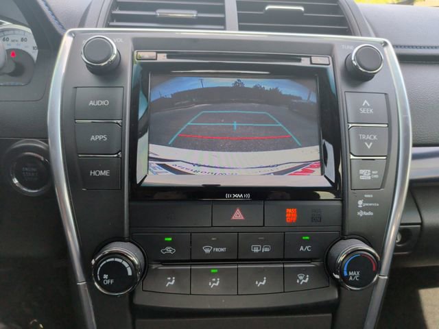 Used 2016 Toyota Camry SE FWD image 23