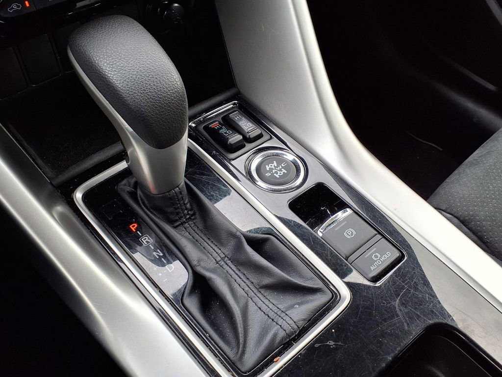 Used 2024 Mitsubishi Eclipse Cross SE image 25