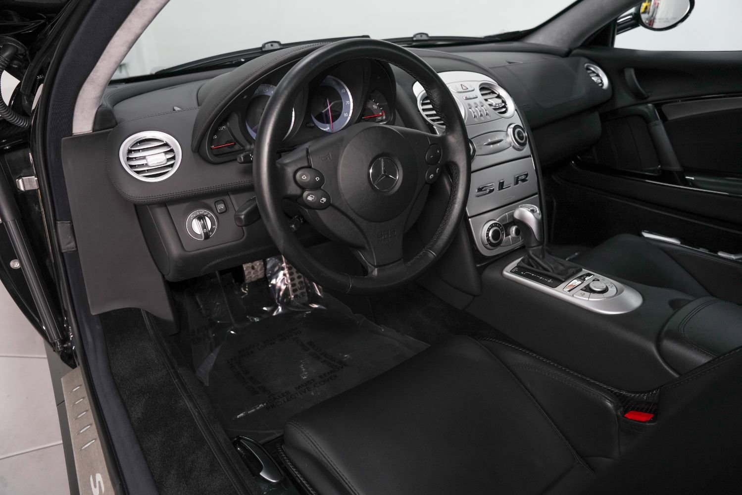 Used 2006 Mercedes-Benz SLR image 35