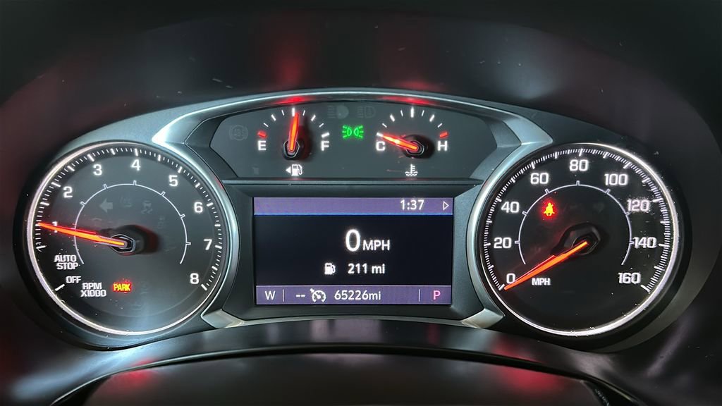 Used 2022 GMC Terrain SLT image 2