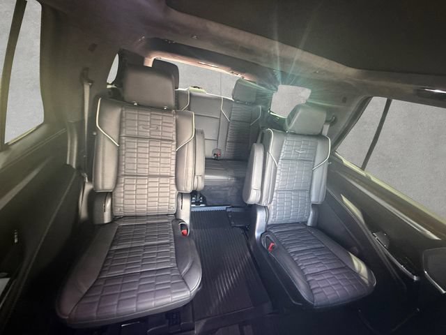 Certified 2025 Cadillac Escalade Sport Platinum w/ LPO, ONYX Package AWD/4WD image 22