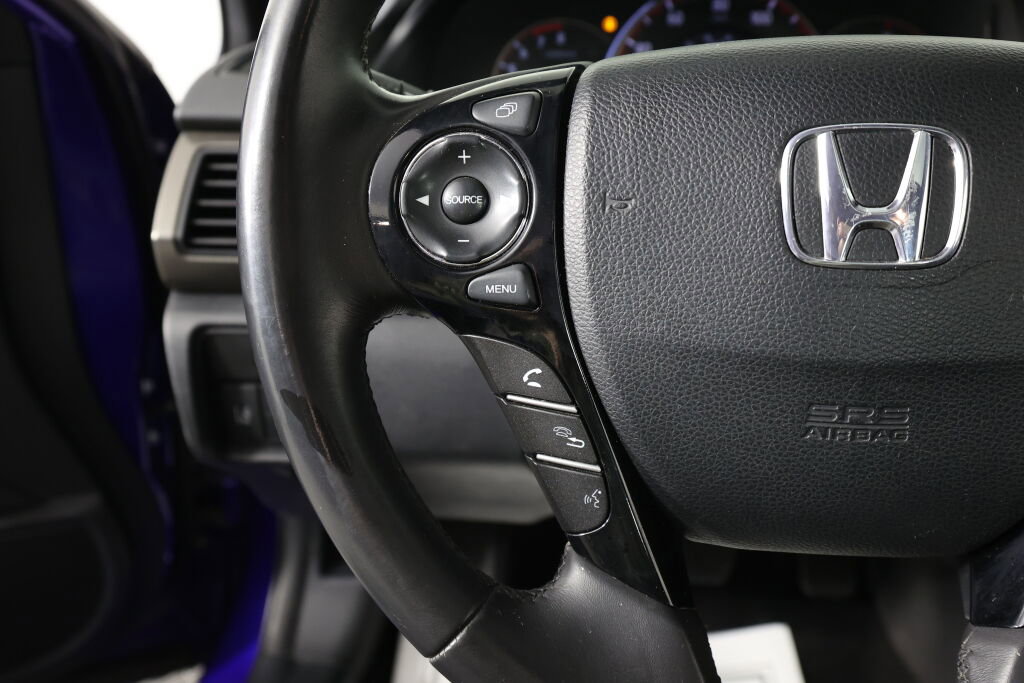 Used 2017 Honda Accord EX-L image 24