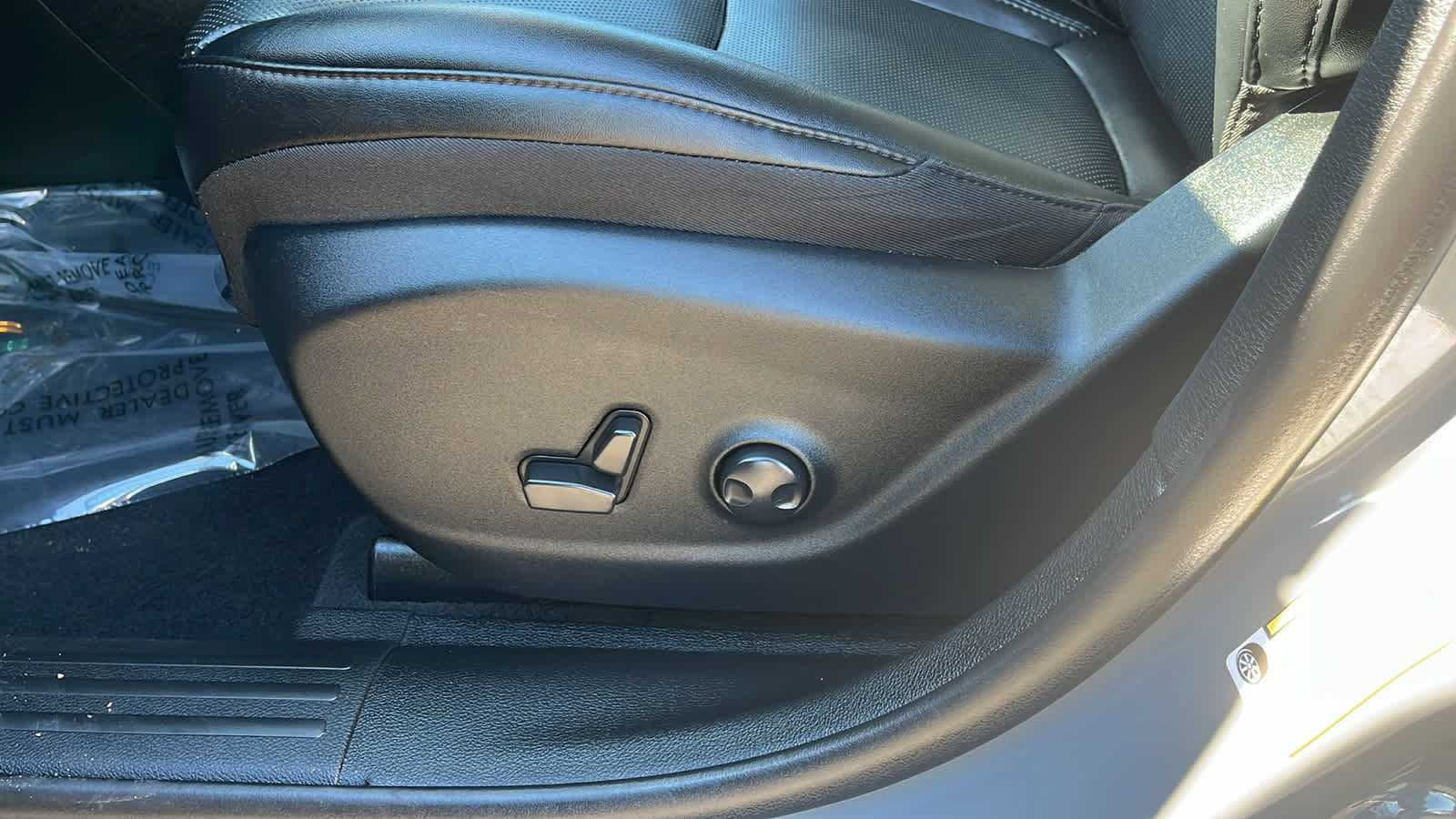 Certified 2023 Jeep Cherokee Altitude Lux w/ Lux Elite Package image 24