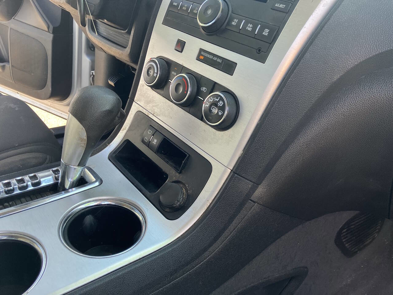 Used 2010 GMC Acadia SL image 34