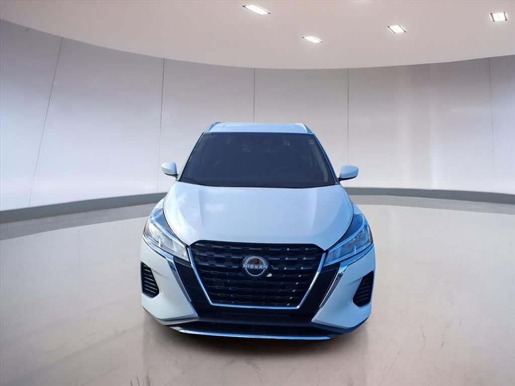 Used 2024 Nissan Kicks SV image 8