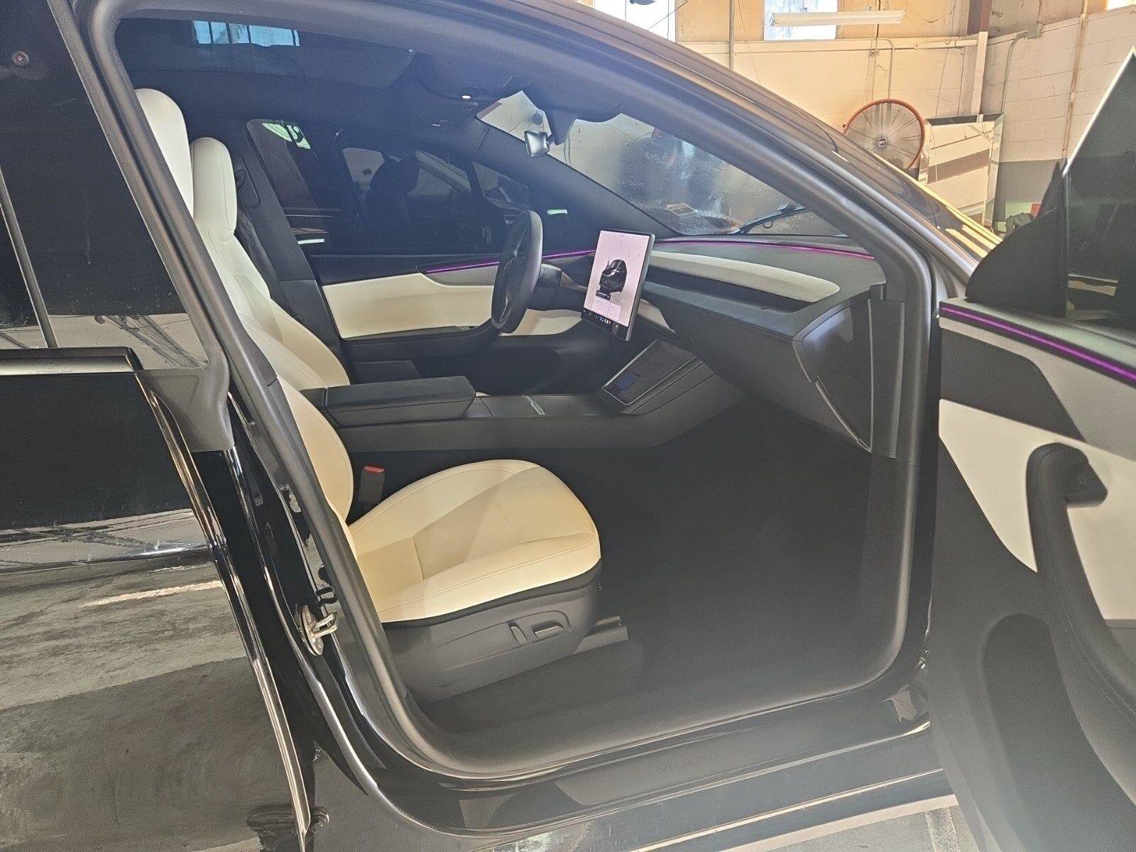 Used 2026 Tesla Model Y 2WD image 8