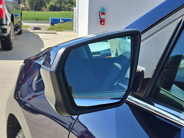 Used 2021 Chevrolet Equinox LT FWD image 19