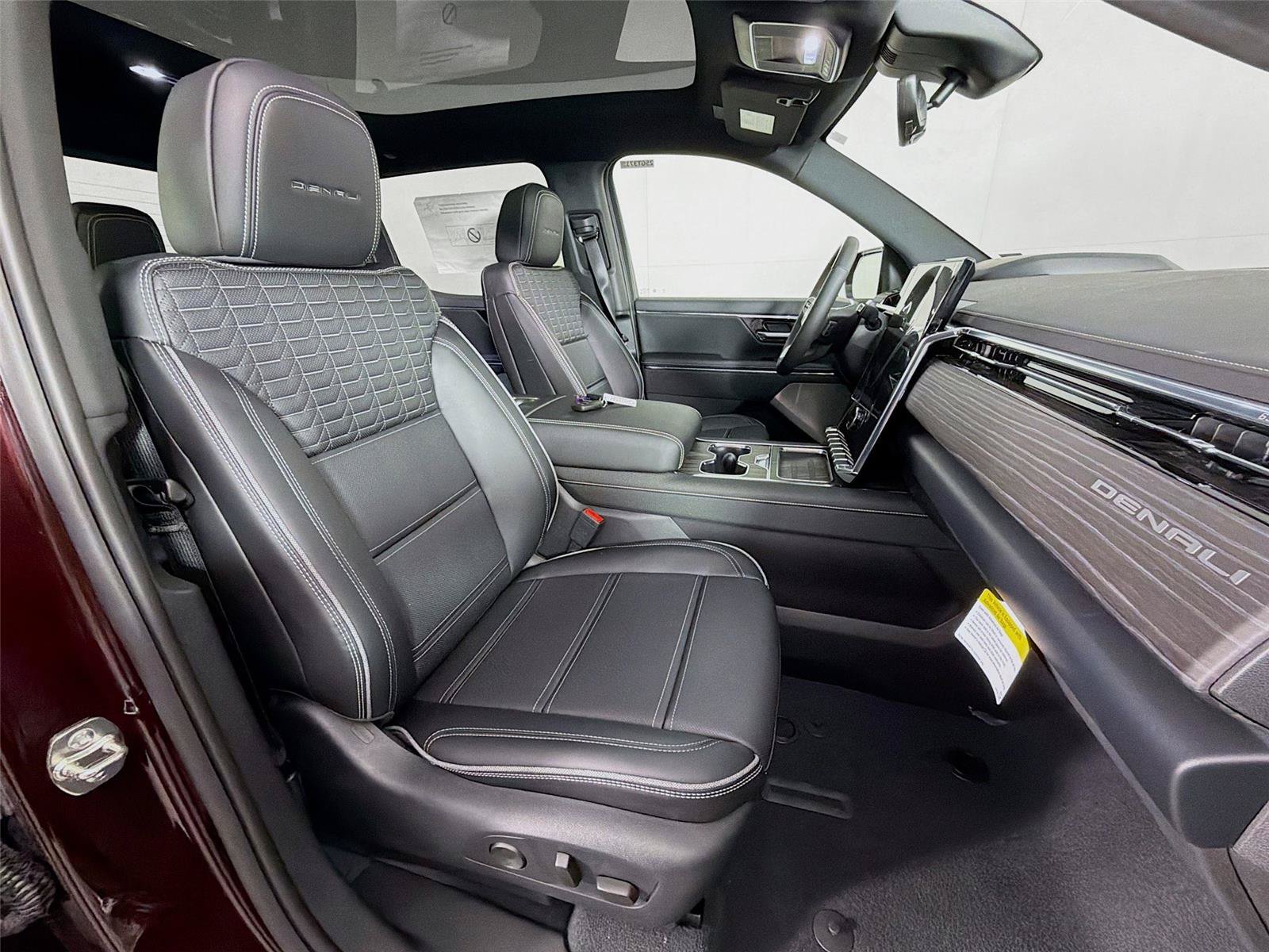 New 2025 GMC Sierra EV Denali AWD/4WD image 30