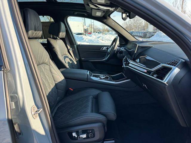 Used 2025 BMW X5 M60i image 10