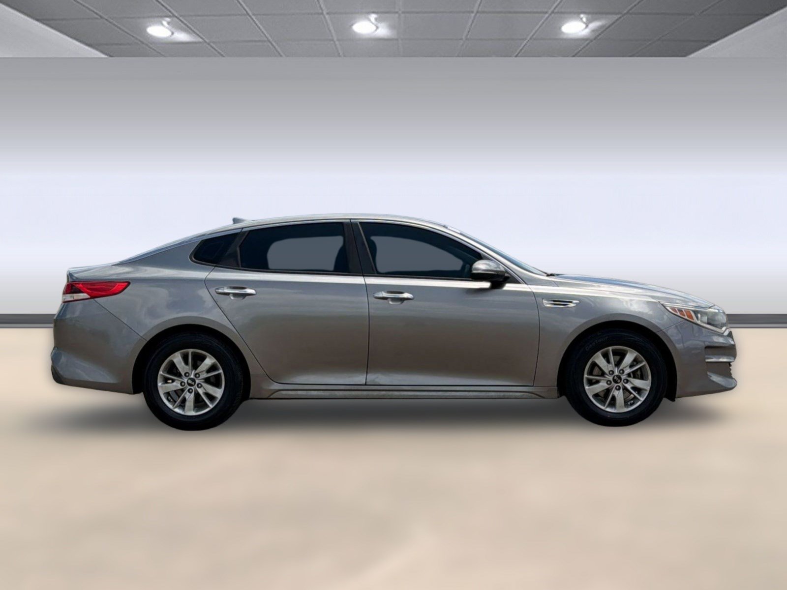 Used 2018 Kia Optima LX FWD image 8