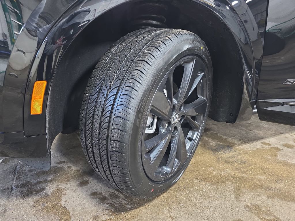 New 2026 Buick Envision Sport Touring image 34