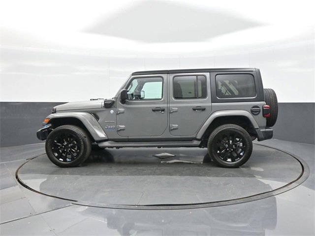 Used 2023 Jeep Wrangler Unlimited Sahara image 4
