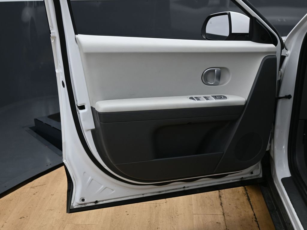 Used 2023 Hyundai Ioniq 5 SE w/ Cargo Package image 39