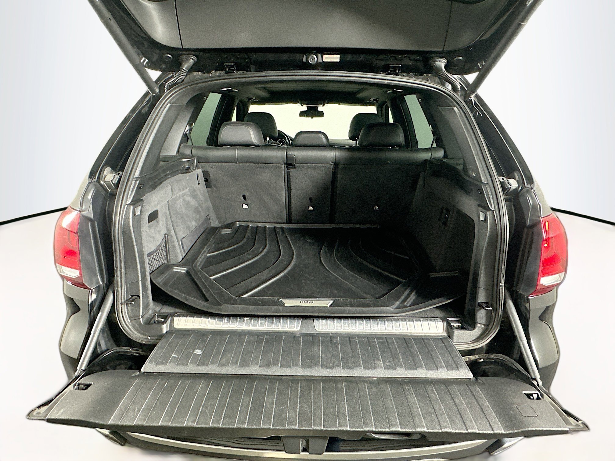Used 2018 BMW X5 xDrive40e image 30