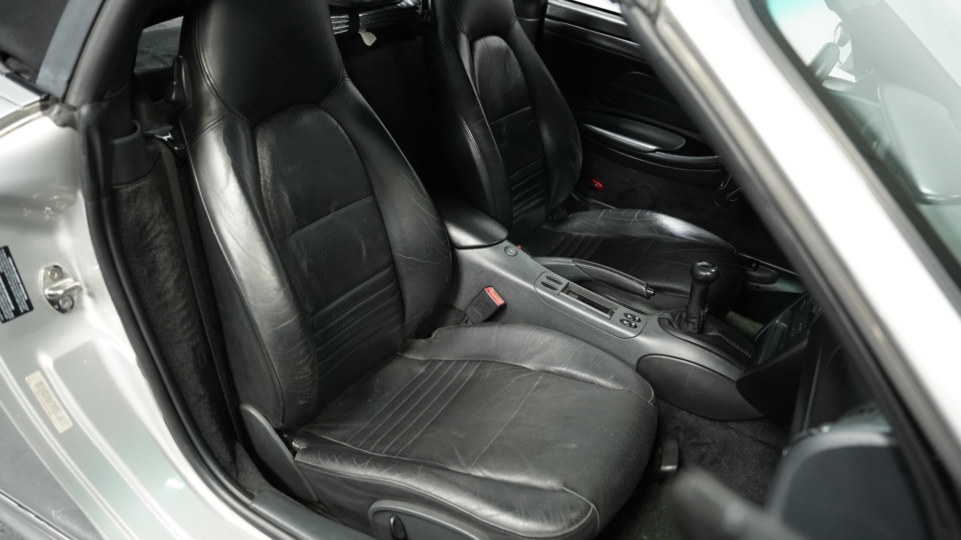 Used 1998 Porsche Boxster image 36