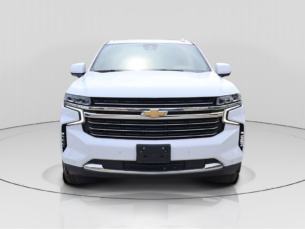 Used 2024 Chevrolet Suburban LT AWD/4WD image 2