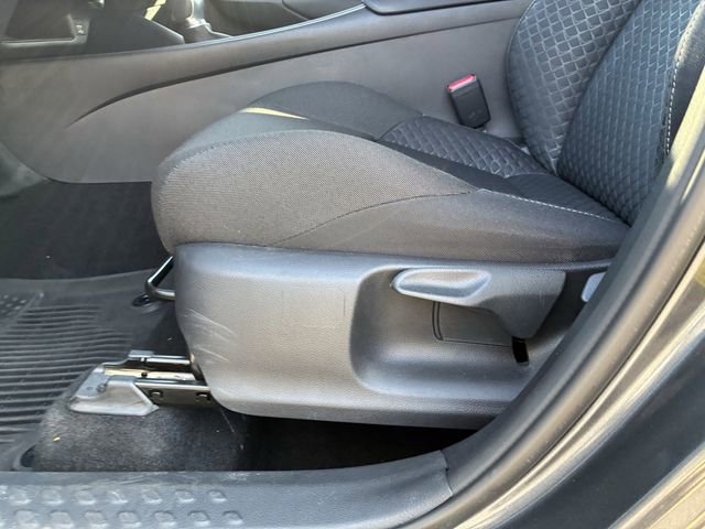 Used 2021 Toyota C-HR LE FWD image 14