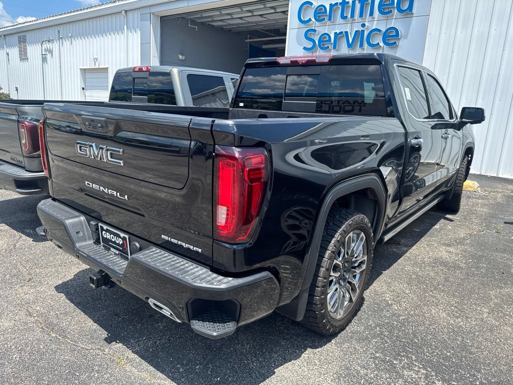Used 2023 GMC Sierra 1500 Denali Ultimate AWD/4WD image 6