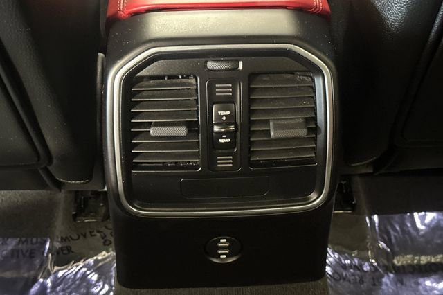 Used 2021 Porsche Macan image 15