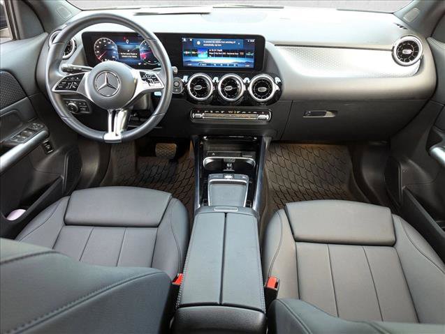 Used 2025 Mercedes-Benz GLA 250 image 17
