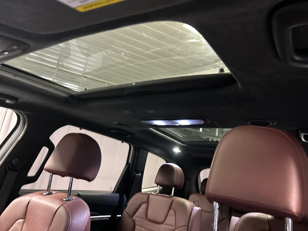 Used 2025 Kia Telluride SX Prestige AWD/4WD image 21