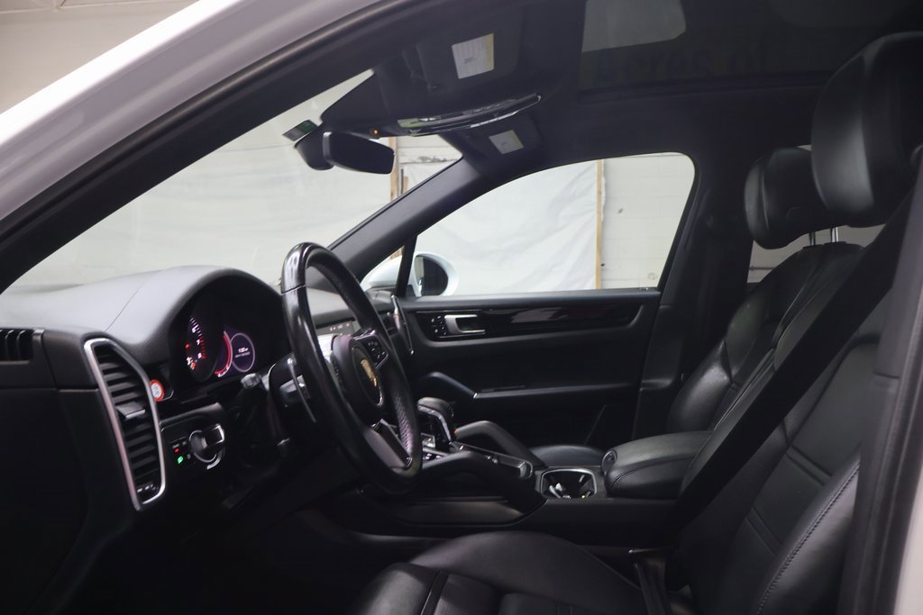 Used 2021 Porsche Cayenne image 17