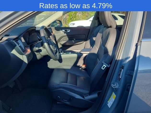 Certified 2023 Volvo XC60 B5 Plus image 4