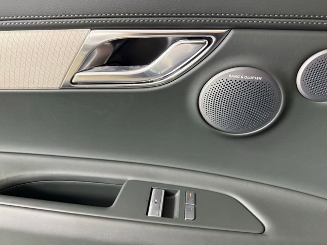 Used 2025 Genesis GV80 3.5T Prestige image 23