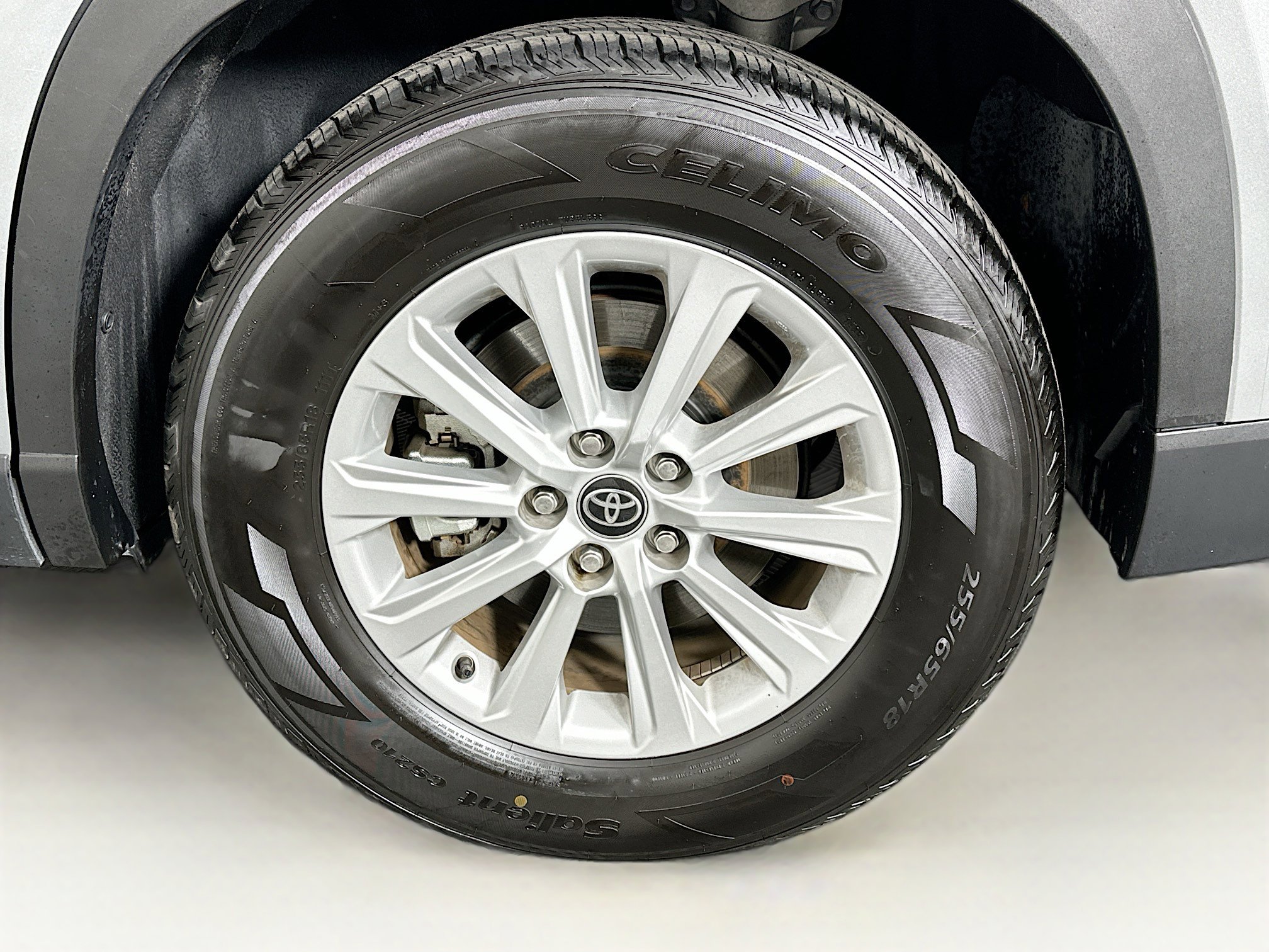 Used 2025 Toyota Grand Highlander FWD image 11