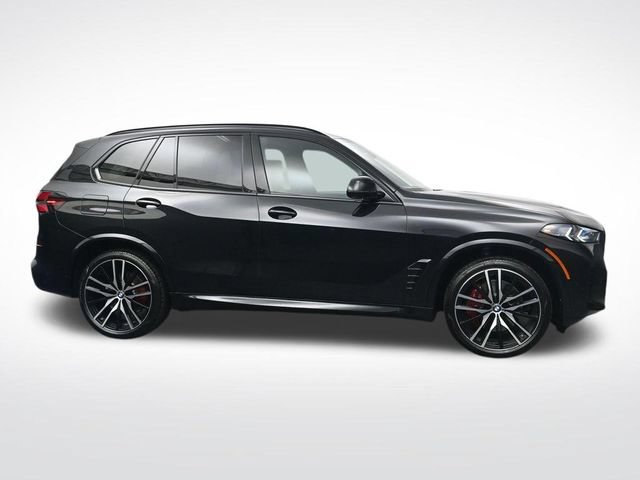 New 2026 BMW X5 xDrive40i w/ M Sport Package AWD/4WD image 3