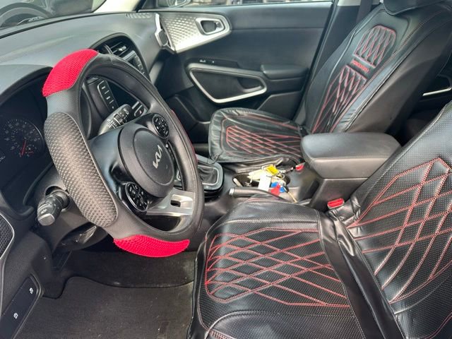 Used 2022 Kia Soul LX FWD image 12