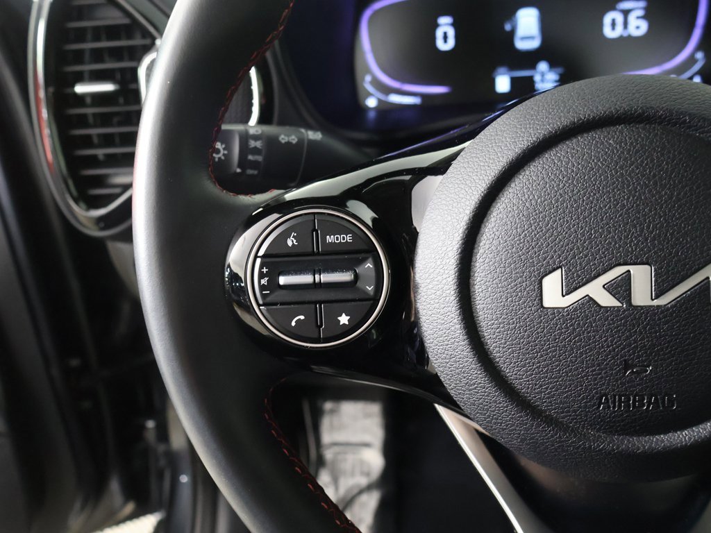 Used 2025 Kia Soul GT-Line image 38