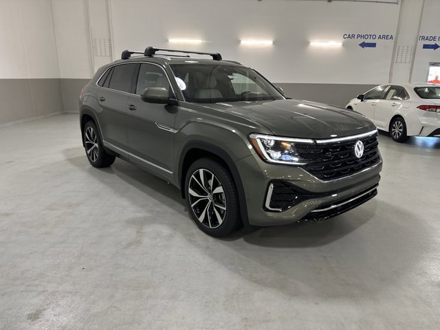 New 2026 Volkswagen Atlas Cross Sport SEL Premium R-Line image 4