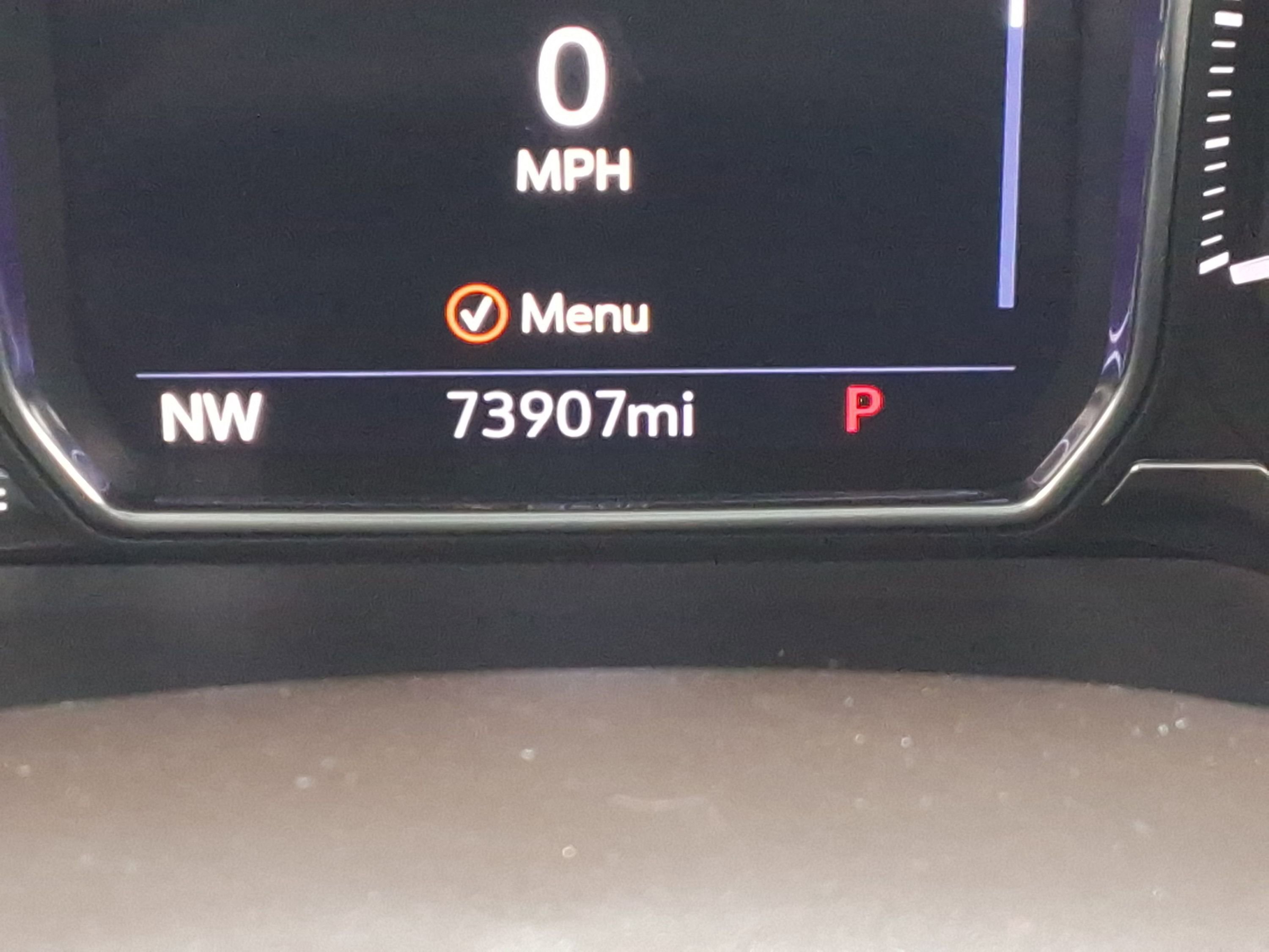 Used 2021 GMC Yukon XL SLT w/ SLT Luxury Plus Package image 13