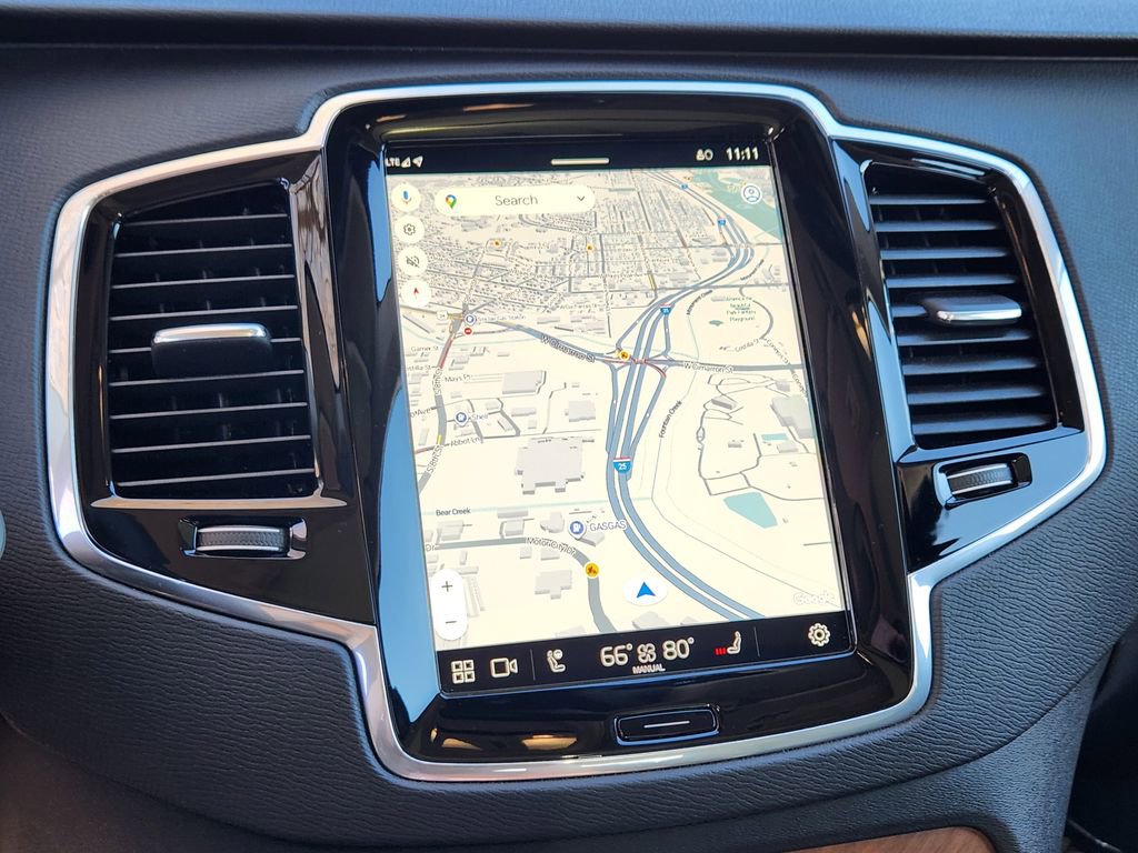 New 2025 Volvo XC90 B5 Plus w/ Protection Package Premier image 12