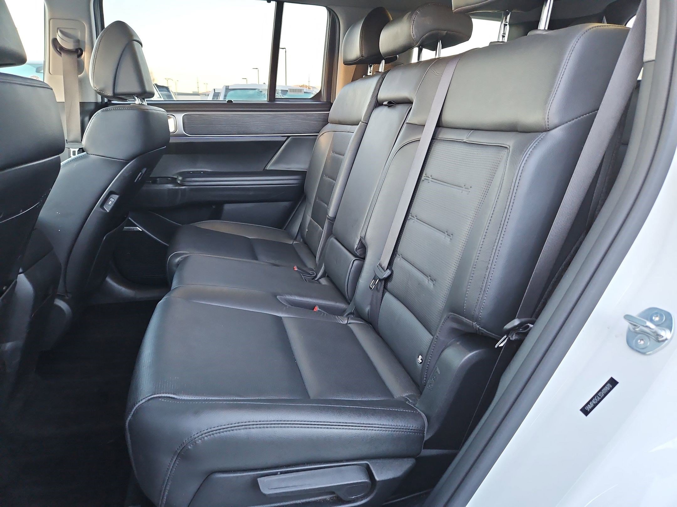 Used 2025 Hyundai Santa Fe Limited image 31