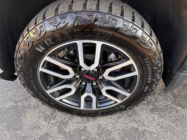 Certified 2024 GMC Sierra 1500 AT4 w/ Technology Package image 36