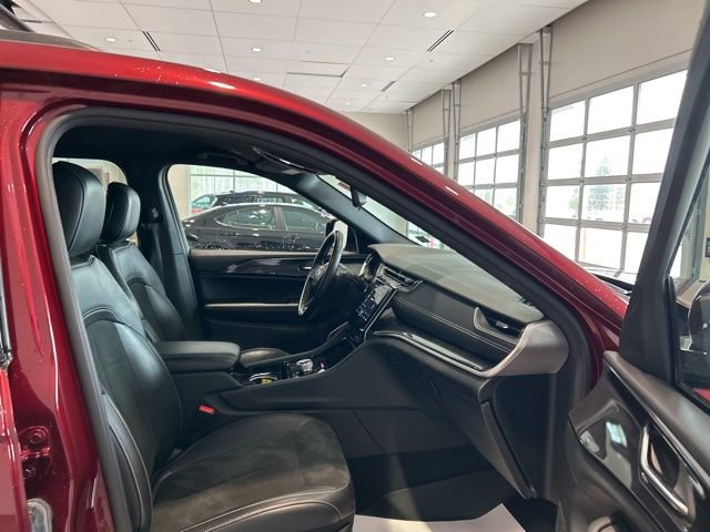 Used 2021 Jeep Grand Cherokee L Laredo image 17