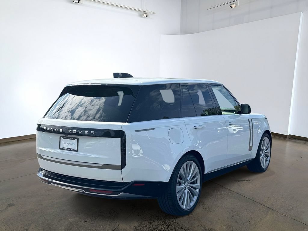 Certified 2025 Land Rover Range Rover SE AWD/4WD image 4