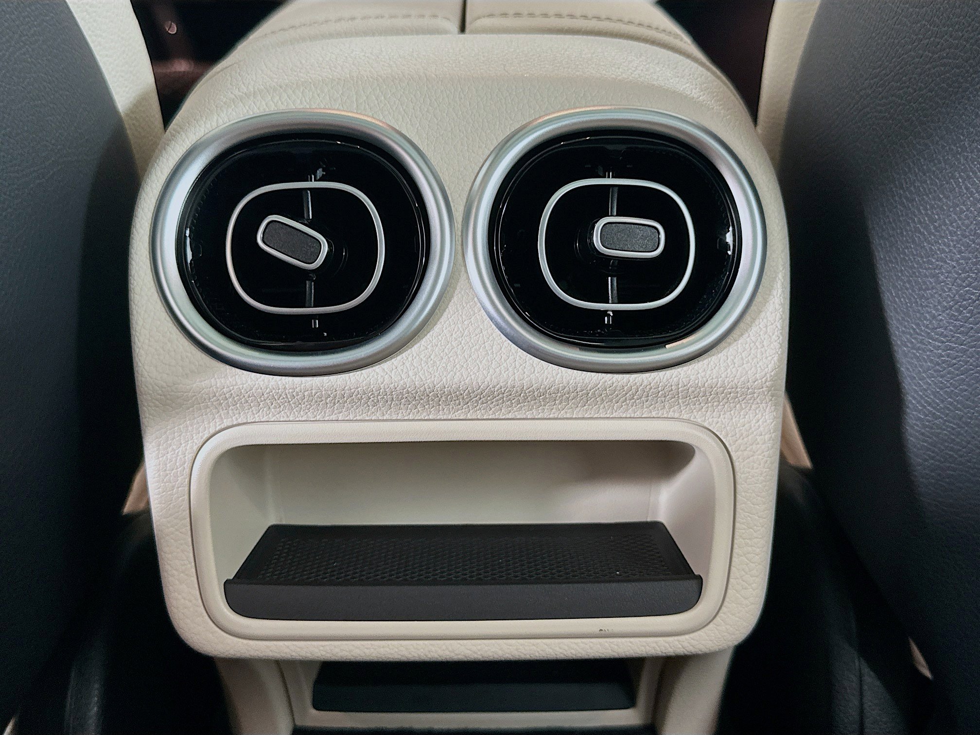 Used 2024 Mercedes-Benz C 300 Sedan image 28