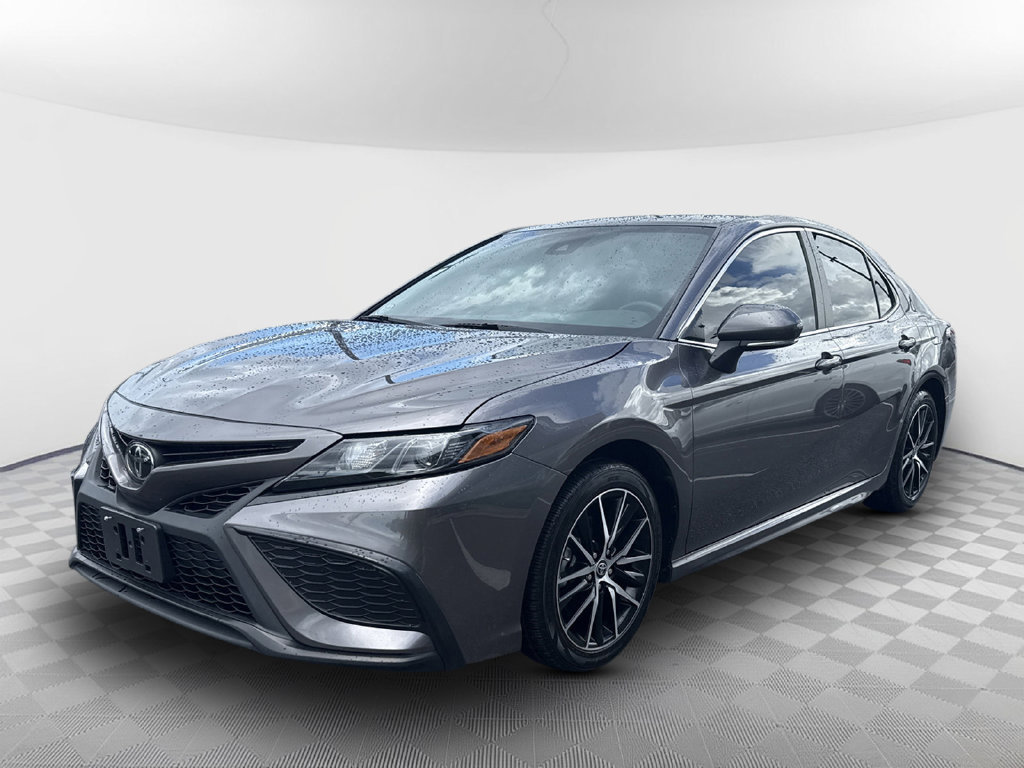 Used 2023 Toyota Camry SE FWD image 4