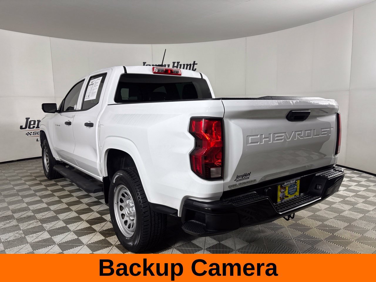 Used 2023 Chevrolet Colorado W/T RWD image 9