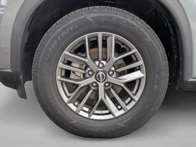 Used 2023 Nissan Rogue S image 23